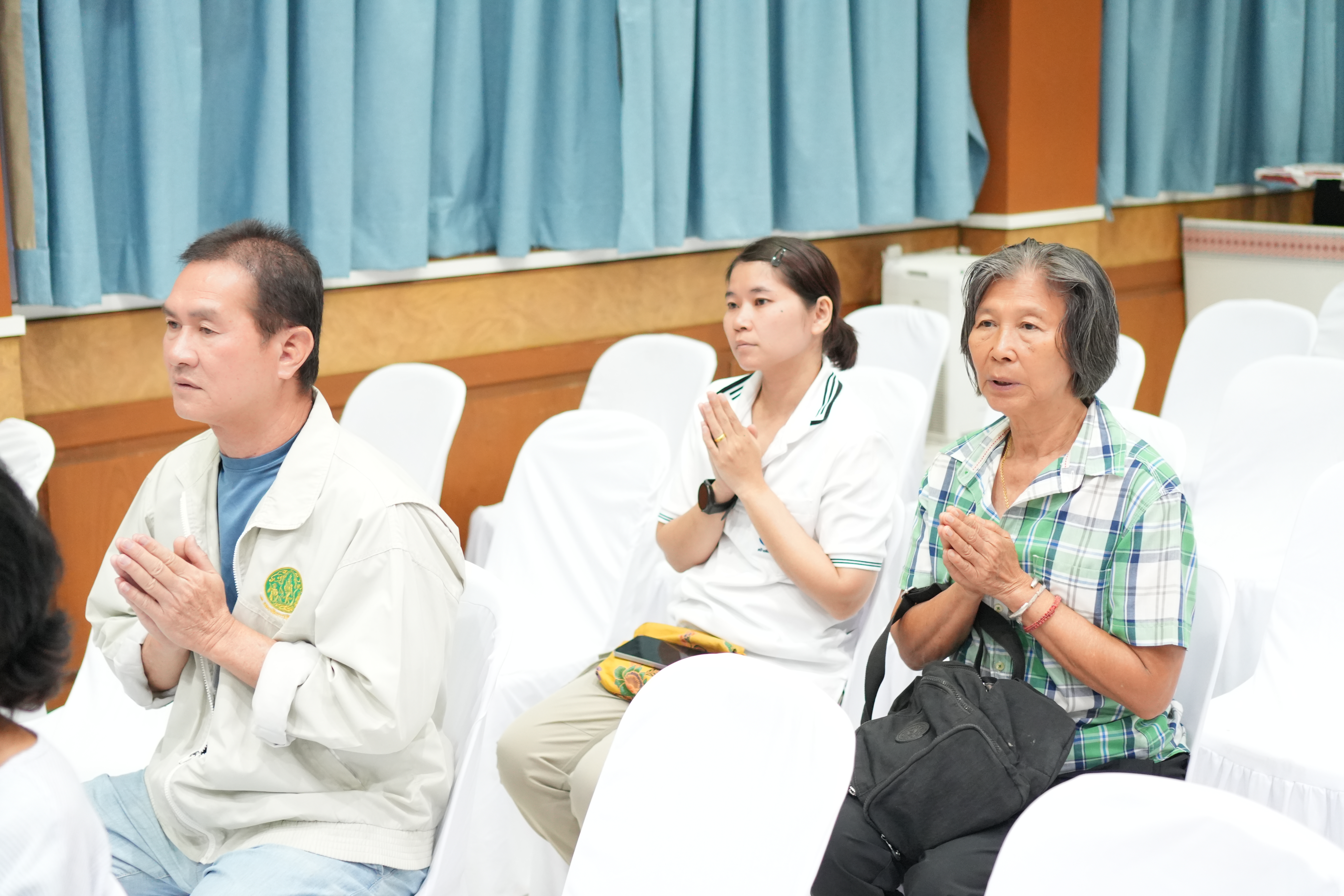 title - ชมรมผู้สูงอายุ ส.ป.ก. จัดพิธีทำบุญอุทิศส่วนกุศลให้ข้าราชการ/เจ้าหน้าที่ ส.ป.ก. ที่ล่วงลับไปแล้ว